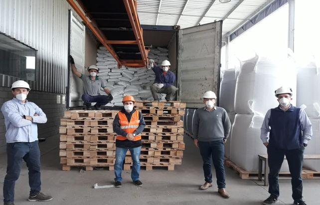 Al mundo. El embarque salió desde la planta de legumbres AFA en Rueda.