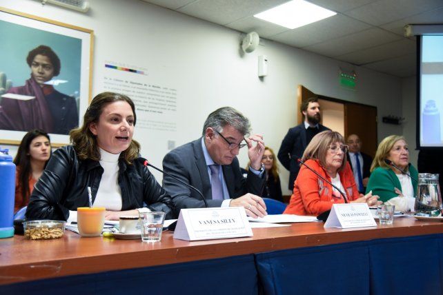 Diputados abrió el debate para reducir la jornada laboral a 40 horas semanales o menos