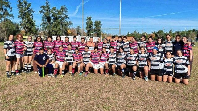 Cha Roga y Alma Juniors disfrutaron de una jornada a puro rugby femenino.