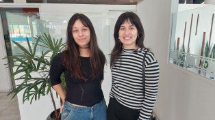 Roma Acosta y Soraya en la redacción de UNO