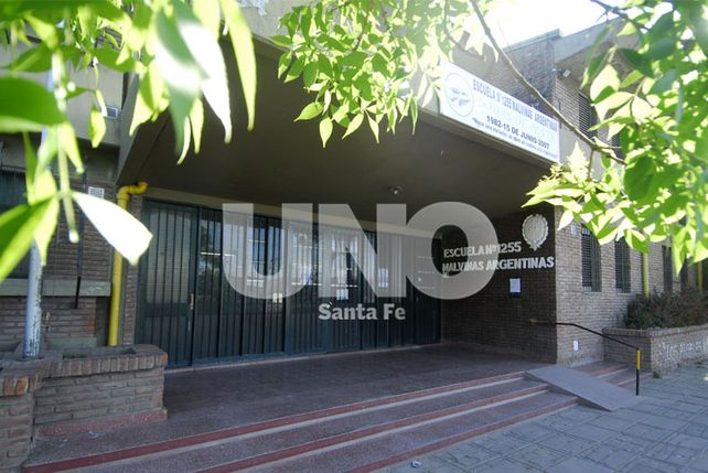 Un chico de 13 años amenazó a sus compañeros de clases y sus padres lo retiraron de la escuela