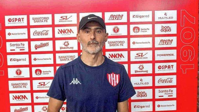 El entrenador Gabriel Piccato puso manos a la obra en Unión