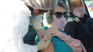 Vacunación: reforzarán esquema a personal sanitario y mayores de 60