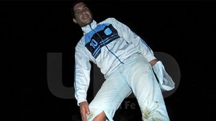 Persecución y dos heridos: un policía y un delincuente