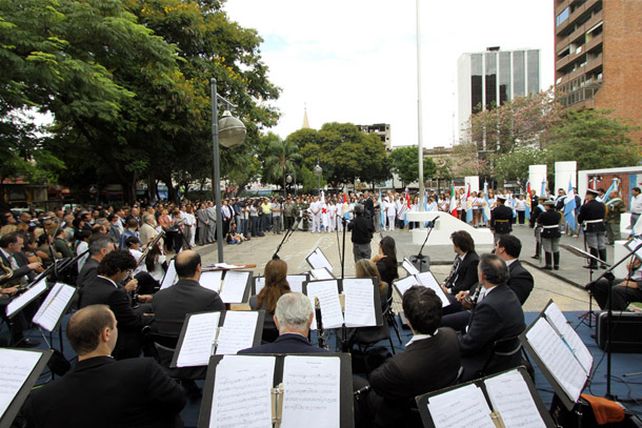 Malvinas: la ciudad rindió homenaje a los caídos y veteranos de la guerra