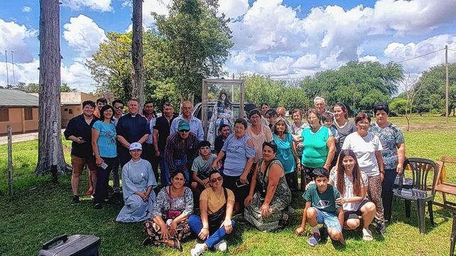 La Paz: la Virgen visitó cada rincón del radio parroquial
