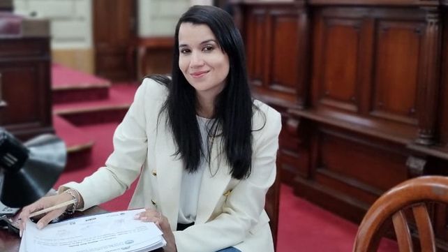 El proyecto sobre acoso escolar y cargos de médicos y bioquímicos policiales de la diputada Espíndola