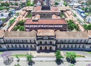 La UNL cayó casi 50 puestos en un ranking global que expone el retroceso de las universidades argentinas
