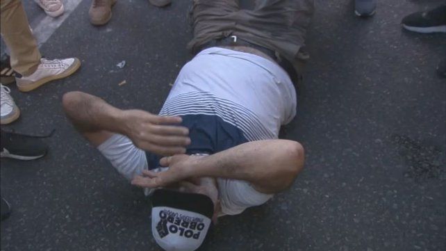 Fuerzas de seguridad avanzaron sobre manifestantes frente al Congreso