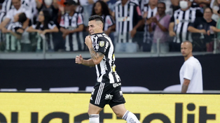 Cristian Pavón anotó su primer gol en Atlético Mineiro