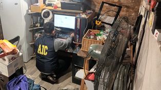 En Rosario los allanamientos fueron ejecutados por personal de Cibercrimen y Trata de la Agencia de Investigación Criminal (AIC).