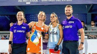 El partido entre Las Leonas y Países Bajos fue demorado más de una hora por tormenta eléctrica hasta que fue suspendido de manera definitiva.