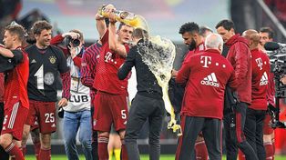 Bayern Munich llegó a 10 títulos seguidos en la Bundesliga.