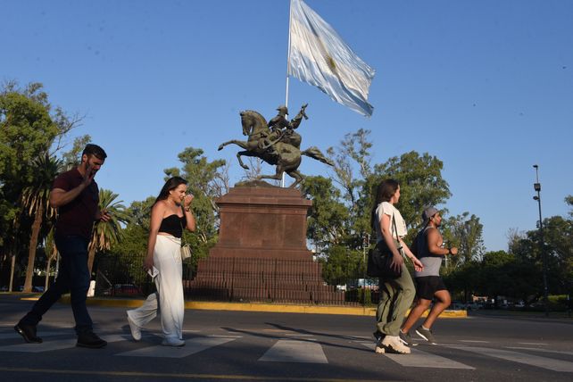 Ecuestre. Manuel Belgrano.
