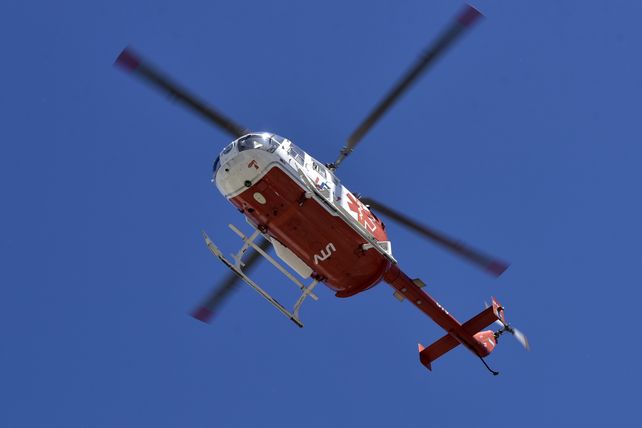 Hubo capacitación en rescate en torno a un helicóptero en el balneario La Florida.