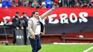 Gustavo Coleoni está a un paso de ser el entrenador de Patronato.