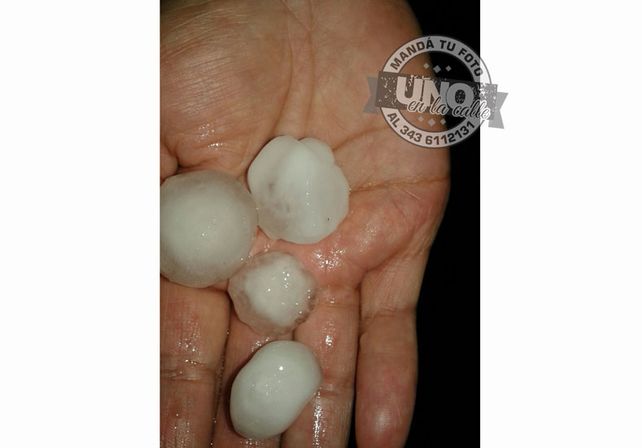 Temporal de granizo y lluvia golpeó a la localidad de Alcaraz