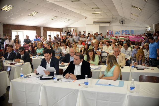 La venta de una parte del Parque Botánico a una empresa, volvió a comisión
