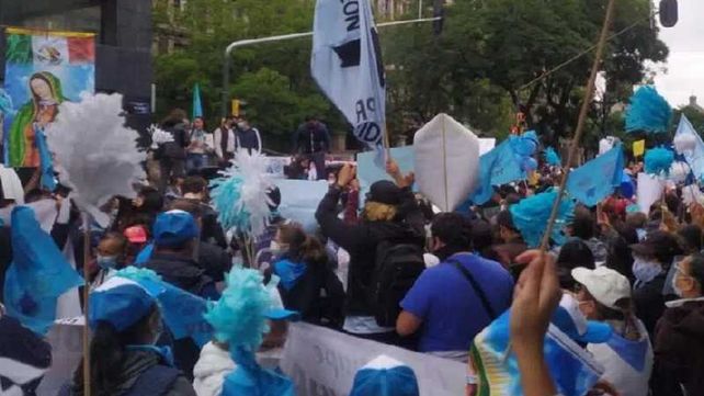 Grupos pro vida protestan en México contra el fallo que despenaliza el aborto