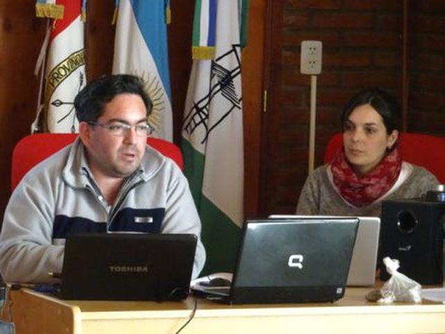 Validación científica. Los expertos de la UNPL presentaron los resultados de su estudio de impacto ambiental.