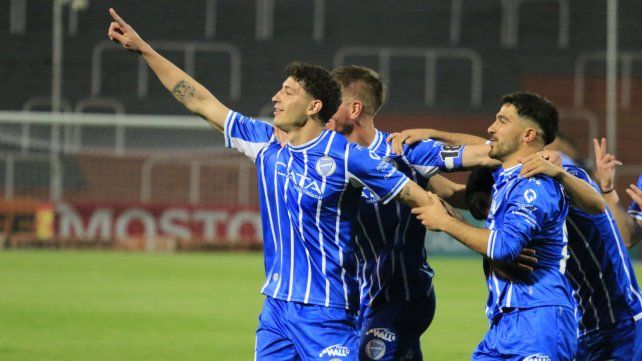 Godoy Cruz recibirá a Newells con el objetivo de mantenerse en la pelea por la clasificación a la Libertadores.