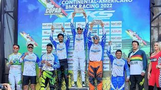 BMX: Marcos Fuentes se trepó a lo más alto del podio