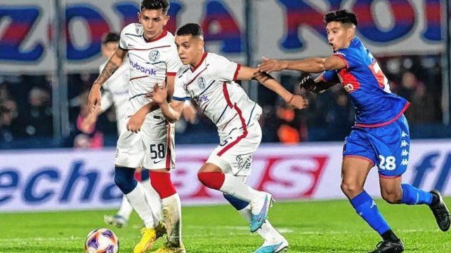 San Lorenzo pone en marcha su ilusión ante Lanús en el Nuevo Gasómetro