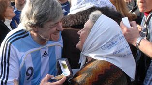 Los campeones del Mundial 1978 homenajearon a los desaparecidos