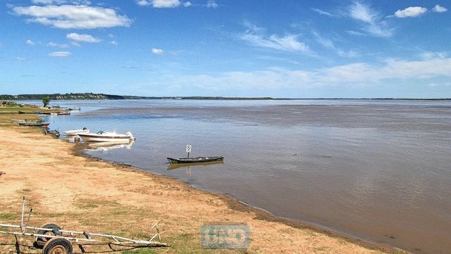 Pueblo Brugo se destaca por sus paisajes ribereños.