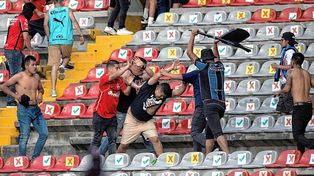 Los incidentes en el fútbol de México en el partido dejaron varios heridos de gravedad.