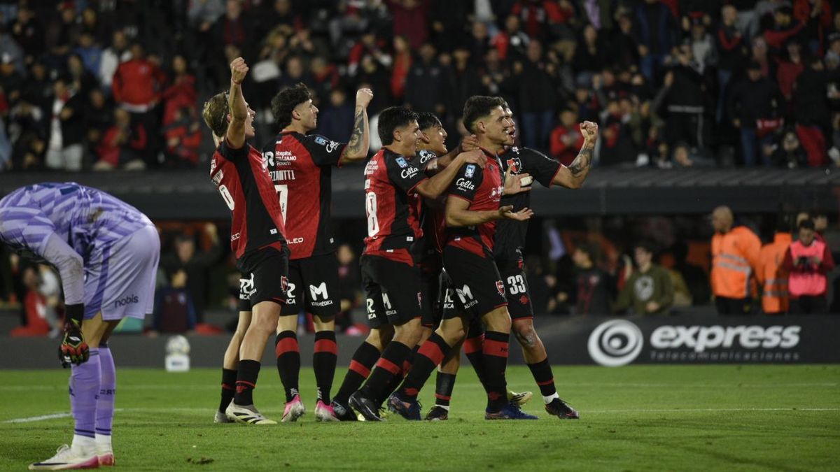 Matías Cóccaro empezó con un gol y Josué Reinatti tan bien como le fue en el último torneo
