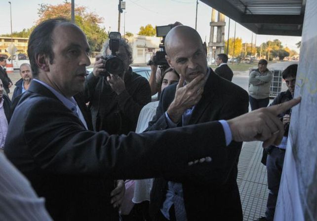 El intendente José Corral junto al ministro de Transporte de la Nación