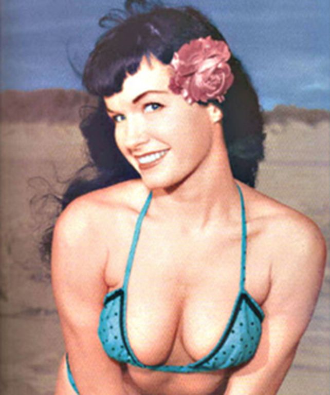 Muri&oacute; Bettie Page, la m&aacute;s fotografiada para tapas de revistas y calendarios