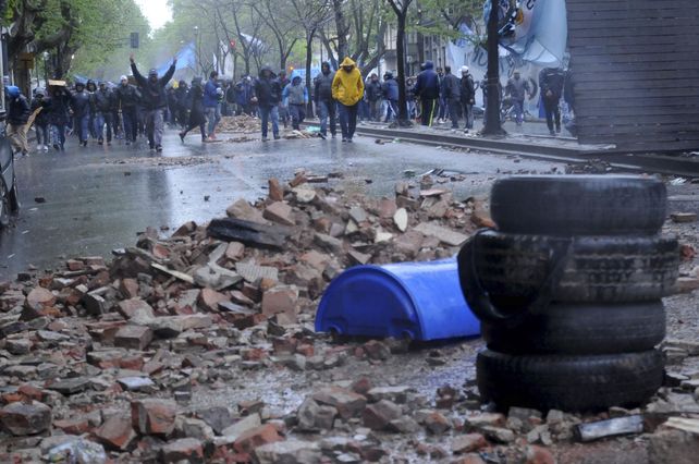 Tensión. En la sede gremial hubo piquetes para proteger al sindicalista