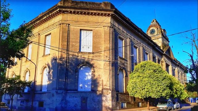 La Universidad de Concepción del Uruguay y el Becario renovaron un convenio.