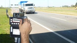 Piden informes sobre radares en la autopista Santa Fe- Rosario