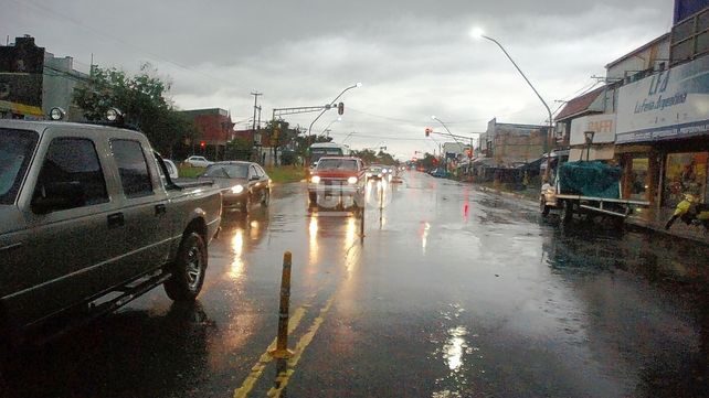 Llueve en barrio Mayoraz.