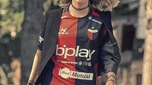 KDY responde tras polémica por la camiseta de Colón: aclara cambios