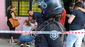 La cuadra de Mendoza al 4600 quedó conmocionada por el asesinato de Norberto Iunnisi. La cuadra de Mendoza al 4600 quedó conmocionada por el asesinato de Norberto Iunnisi.