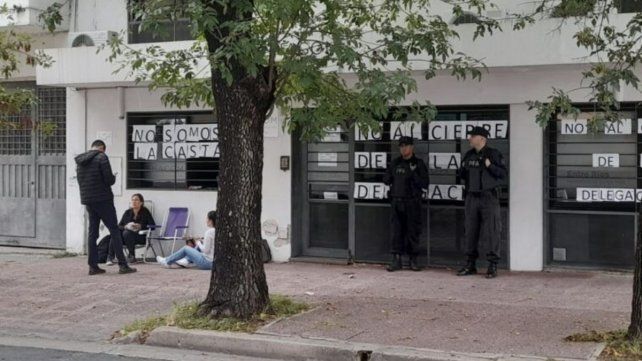 Trabajadores de Enacom en Paraná se manifestarán frente a la delegación este martes en rechazo al cierre de la repartición