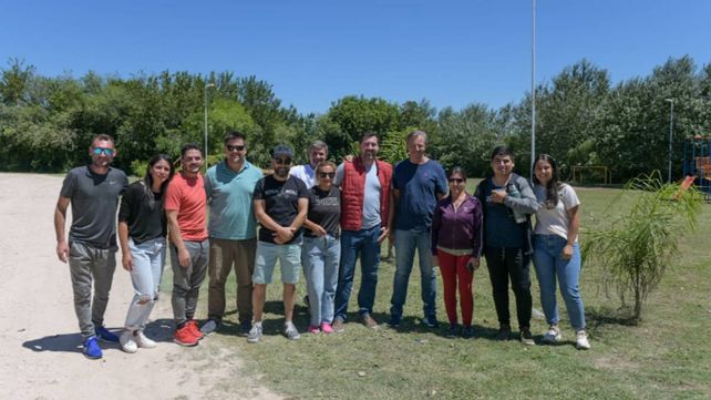 Adán Bahl anunció pavimento y una nueva plaza