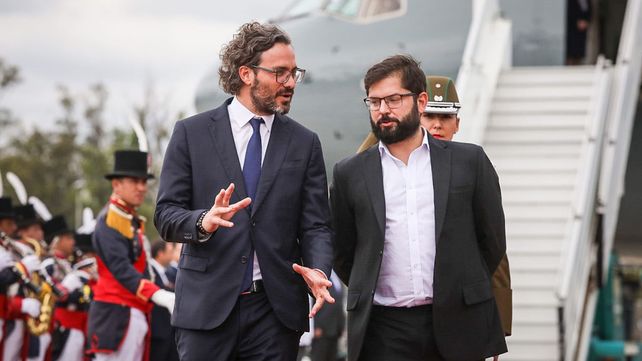 Alberto Fernández recibe a Gabriel Boric en Casa Rosada