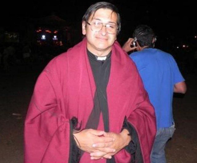 Un sacerdote pidió levantarse en armas contra la educación sexual