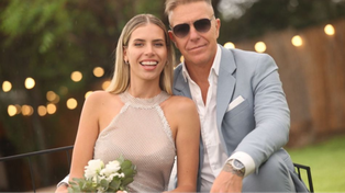 Alejandro Fantino y Coni Mosqueira en el día de su casamiento por civil (via @fantinofantino)