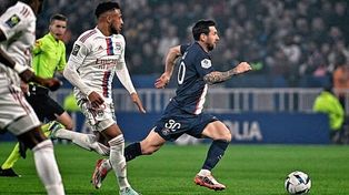 PSG: Lionel Messi tiene una sobrecarga y no juega.