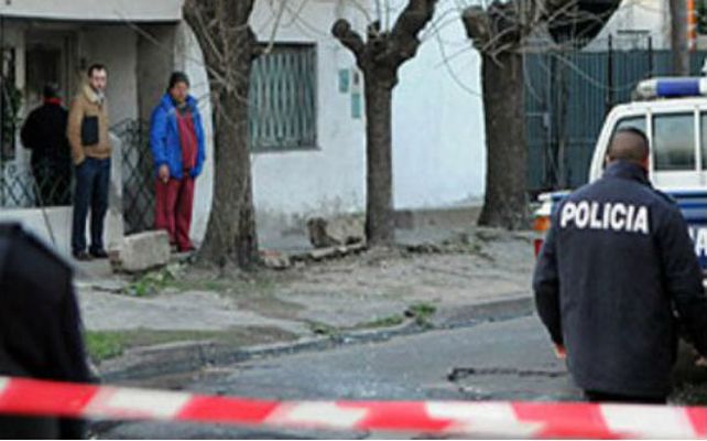 El cuerpo presentaba golpes contuso cortantes en la frente