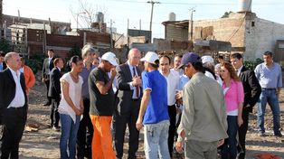 Bonfatti anunció obras de iluminación para cuatro barrios de Santa Fe