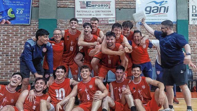Unión B le ganó como visitante a Macabi y ascendió a la zona A1 del Torneo Oficial de Básquet.
