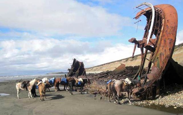 Caleta Falsa. La península Mitre muestra numerosos naufragios.