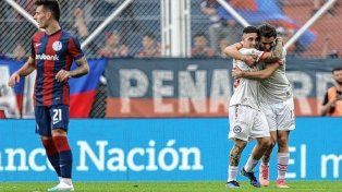 Argentinos fue letal y le quitó el invicto de local a San Lorenzo en la Liga